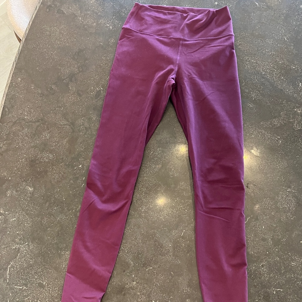 Fabletics powerhold small